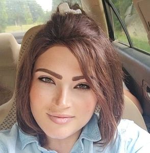 Meet your Posher, Christina